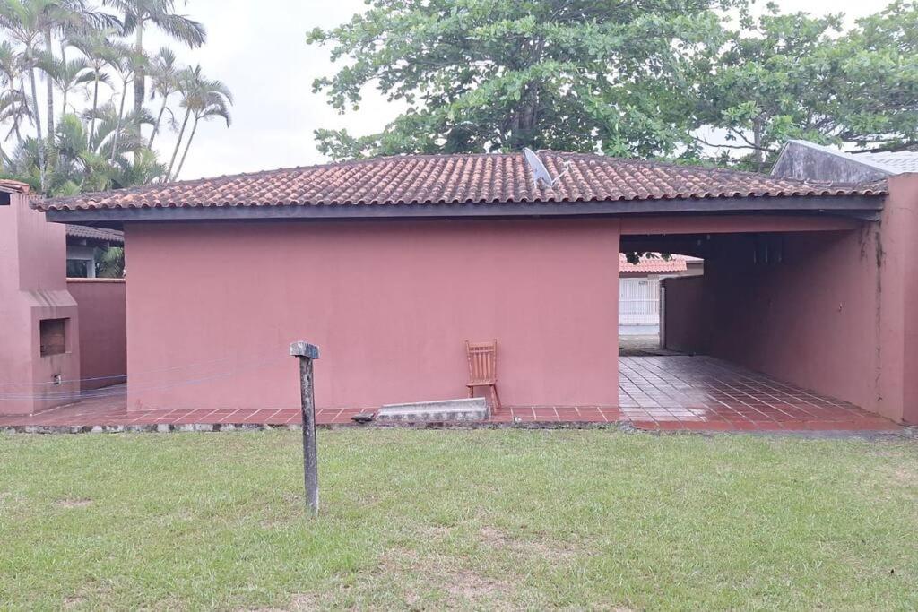Quarto Para Quatro Pessoas A Duas Quadras Da Praia - Balneario Saint Etienne - Matinhos Esterno foto