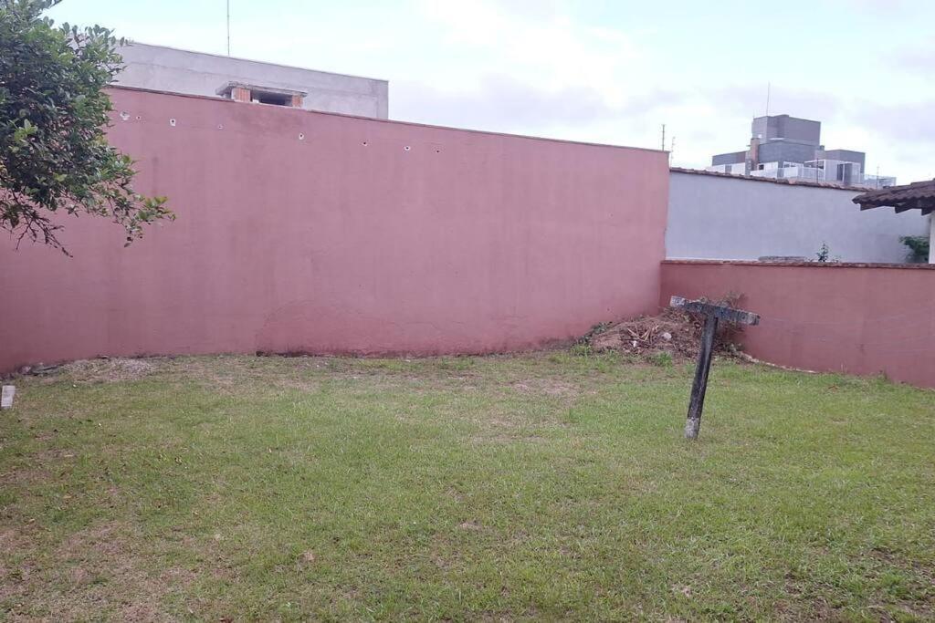 Quarto Para Quatro Pessoas A Duas Quadras Da Praia - Balneario Saint Etienne - Matinhos Esterno foto